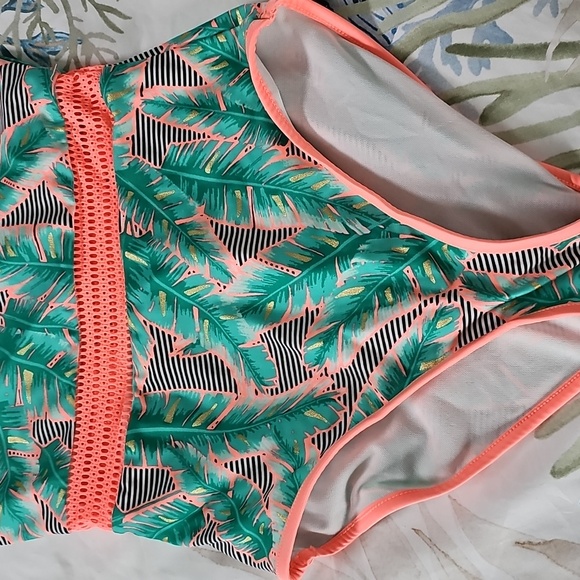 Girls Bathing Suit, Coral Palm One Piece, Size XL 14/16 - Picture 3 of 7